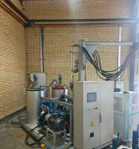 伊朗高壓發(fā)泡機項目